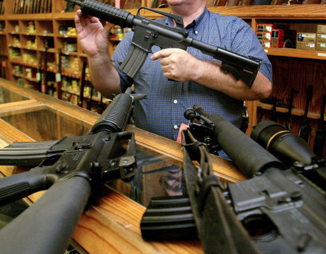 Tenencia ilegal de armas de fuego: ¿Un revólver de fogueo puede constuirse  como objeto material del delito?